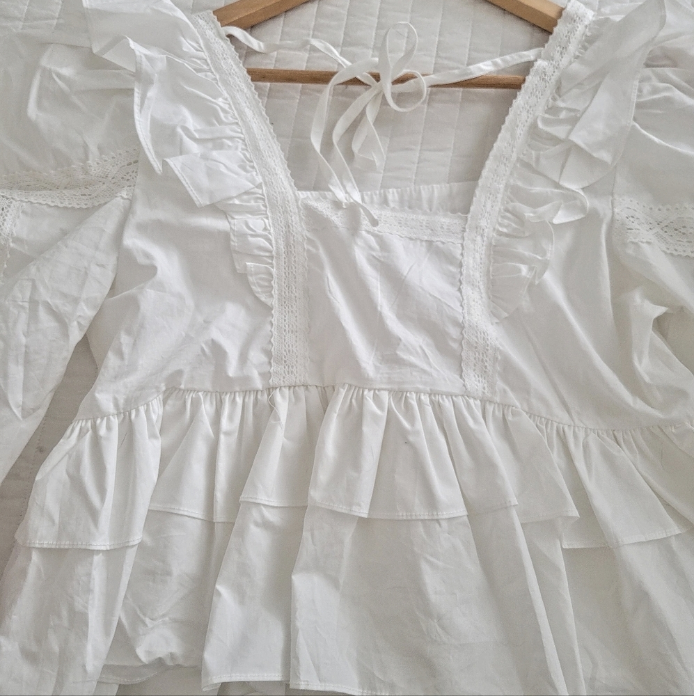 By The River White Blouse - Picture 5 of 5